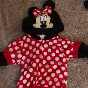 Minnie Mouse onsie